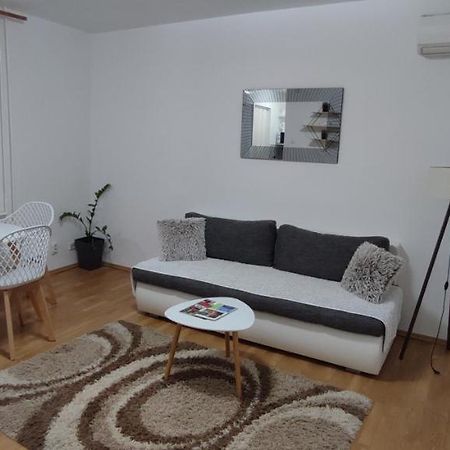 Apartamento Pavle I Petra II Sremski Karlovci Exterior foto